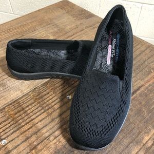 Never Worn Sketchers Relaxed Fit Memory Foam